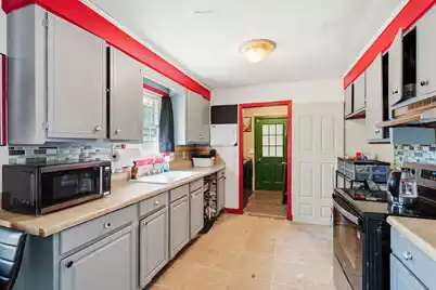 5891 Rhett Avenue N, Hanahan, SC 29410 - Photo 6