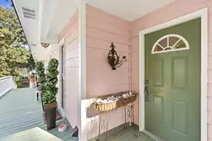 846 Toler Dr, Mount Pleasant, SC 29464 - Photo 4