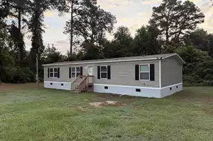 59 Lilly St, Denmark, SC 29042 - Photo 2