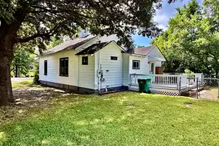 2408 Cleveland Street E, Elloree, SC 29047 - Photo 30