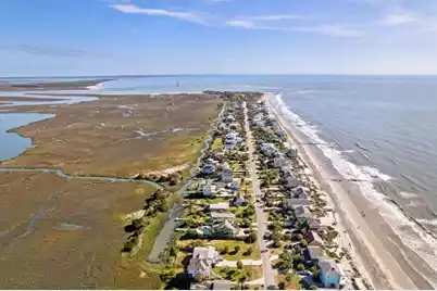 1626 Ashley Avenue E, Folly Beach, SC 29439 - Photo 14