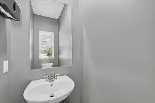 8051 Reagan Wy, North Charleston, SC 29418 - Photo 16