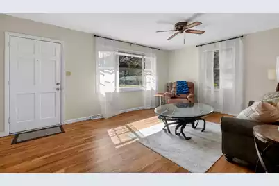 822 Rogers Lane, Mount Pleasant, SC 29464 - Photo 6