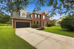 5008 Streamside Rd, Summerville, SC 29485 - Photo 4