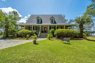 8727 Middleton Point Ln, Edisto Island, SC 29438 - Photo 1
