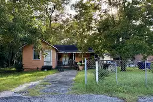 5063 Railroad Ave, North Charleston, SC 29406 - Photo 2