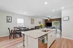 360 Matuskovic Dr, Charleston, SC 29414 - Photo 2