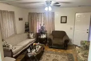 1023 Roosevelt Dr, Summerton, SC 29148 - Photo 6