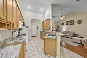 2113 Baldwin Park Dr, Mount Pleasant, SC 29466 - Photo 12