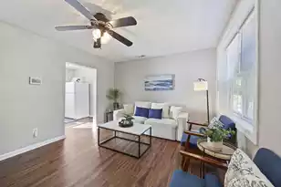 162 James St, Beaufort, SC 29902 - Photo 4