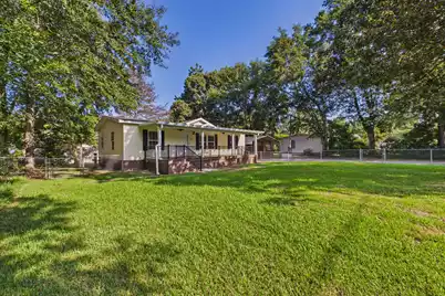 632 Levee Drive, Moncks Corner, SC 29461 - Photo 4
