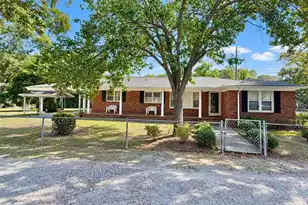 1926 Danny St, Charleston, SC 29412 - Photo 2
