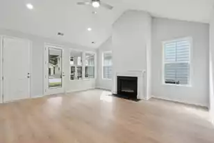 1130 Burkets Bend Ln, Charleston, SC 29492 - Photo 8