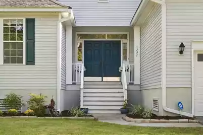 1292 Wisteria Wall Drive, Mount Pleasant, SC 29464 - Photo 6