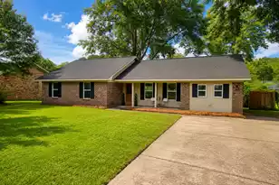 1660 Babington Way, Mount Pleasant, SC 29464 - Photo 6