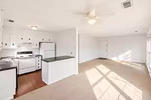 912 Sea Gull Dr, Mount Pleasant, SC 29464 - Photo 6
