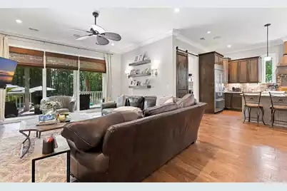 3021 Ashburtion Way, Mount Pleasant, SC 29466 - Photo 6