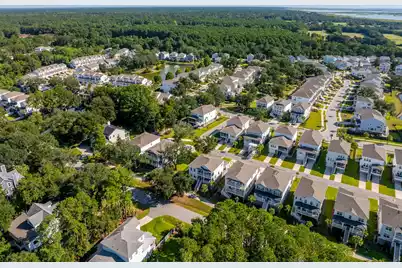 1534 Lakeshore Drive N, Mount Pleasant, SC 29466 - Photo 80