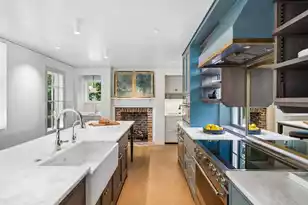 41 King St, Charleston, SC 29401 - Photo 18