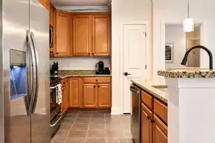 2000 Belle Isle Ave #101, Mount Pleasant, SC 29464 - Photo 6