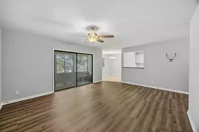 91 Ashley Hall Plantation Road #Apt 7, Charleston, SC 29407 - Photo 4