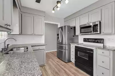 105 Bedford Court, Summerville, SC 29486 - Photo 10