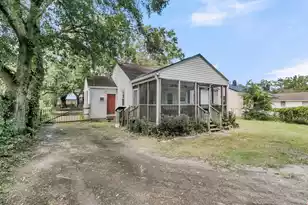 1223 Yeamans Hall Rd, Hanahan, SC 29410 - Photo 24