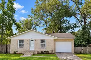 385 Price St, Goose Creek, SC 29445 - Photo 1