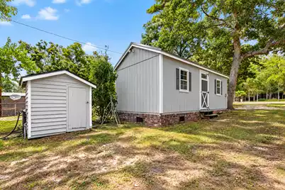 2003 Clubhouse Road, Summerton, SC 29148 - Photo 10