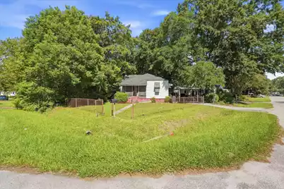 2902 Alabama Drive, North Charleston, SC 29405 - Photo 2
