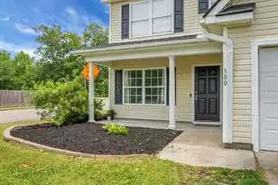 300 Greens Ct, Goose Creek, SC 29445 - Photo 4