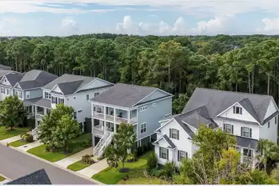 1561 Red Tide Road, Mount Pleasant, SC 29466 - Photo 6