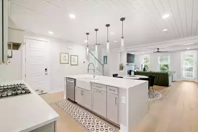 1025 Avenue Of Oaks, Charleston, SC 29407 - Photo 10
