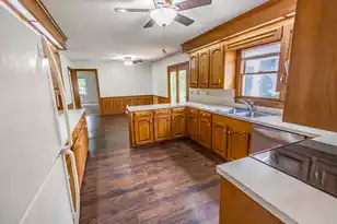 1459 Tennis Ln, Summerton, SC 29148 - Photo 8