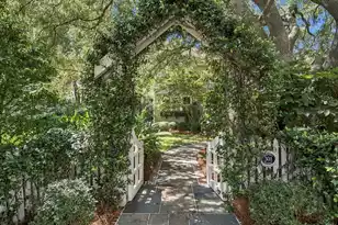 301 Bennett St, Mount Pleasant, SC 29464 - Photo 64