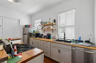 77 Smith St, Charleston, SC 29401 - Photo 16