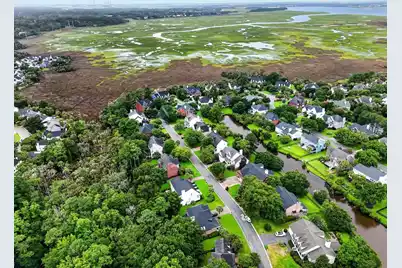 200 Oak Point Landing Drive, Mount Pleasant, SC 29464 - Photo 2