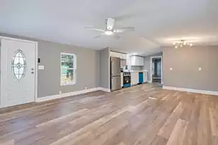 151 Hershey Cir, Summerville, SC 29483 - Photo 4