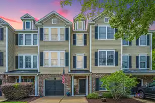 3676 Bagley Dr, Mount Pleasant, SC 29466 - Photo 2