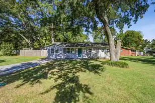 1021 Locksley Dr, Charleston, SC 29407 - Photo 2