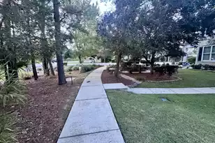 2108 Promenade Ct, Mount Pleasant, SC 29466 - Photo 8