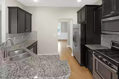 5185 Celtic Drive, North Charleston, SC 29405 - Photo 10
