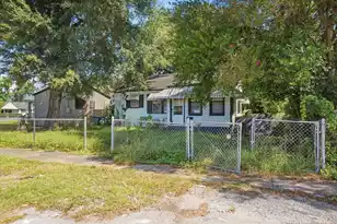 3520 Admiral Dr, North Charleston, SC 29405 - Photo 2