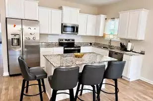 312 Young Town Cir, Orangeburg, SC 29118 - Photo 2