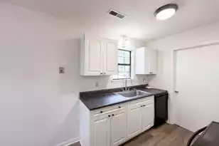 1300 Maryland Dr, Ladson, SC 29456 - Photo 2