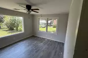 605 11th St, Gaffney, SC 29340 - Photo 10