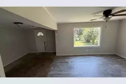 605 11th Street, Gaffney, SC 29340 - Photo 8