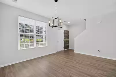 407 Hemingway Circle, Summerville, SC 29483 - Photo 6