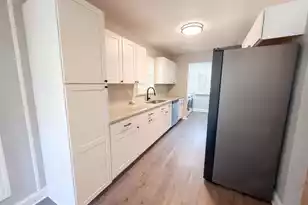 302 Partridge Cir, Summerville, SC 29485 - Photo 2