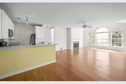 1678 Camfield Lane, Mount Pleasant, SC 29466 - Photo 18